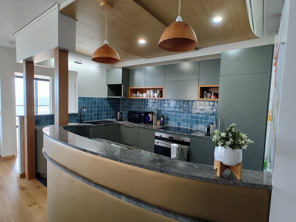 3 Bedroom Ocean View - Sunset Sails
