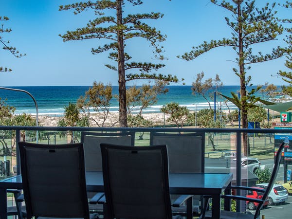 2 Bedroom Apartment Beach View