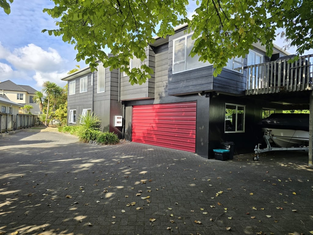 Relax@Logan - Large Family Home