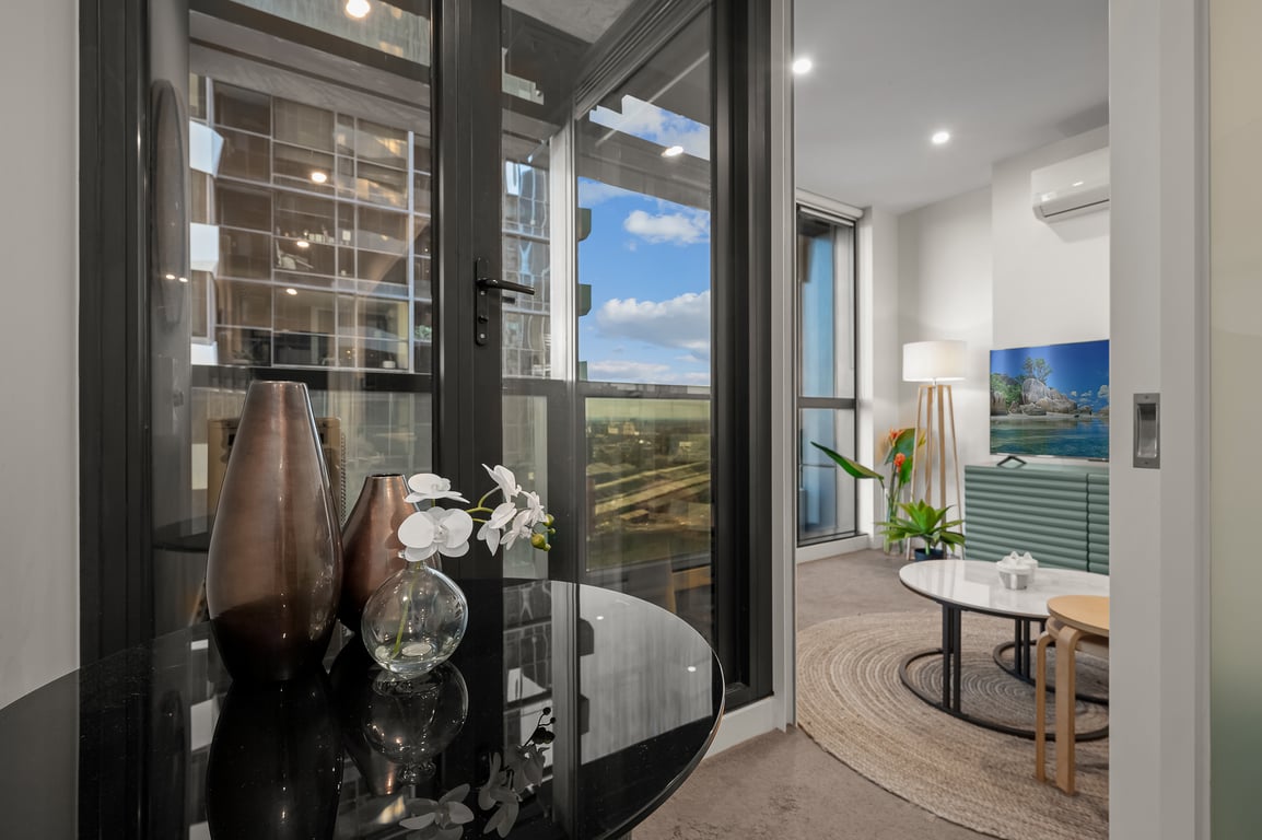 Cosy CBD Park Views Retreat! 1 Bedroom | 1 Bathroom | Free Parking