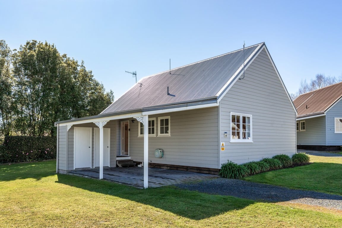 Stylish Taupo Villa Retreat