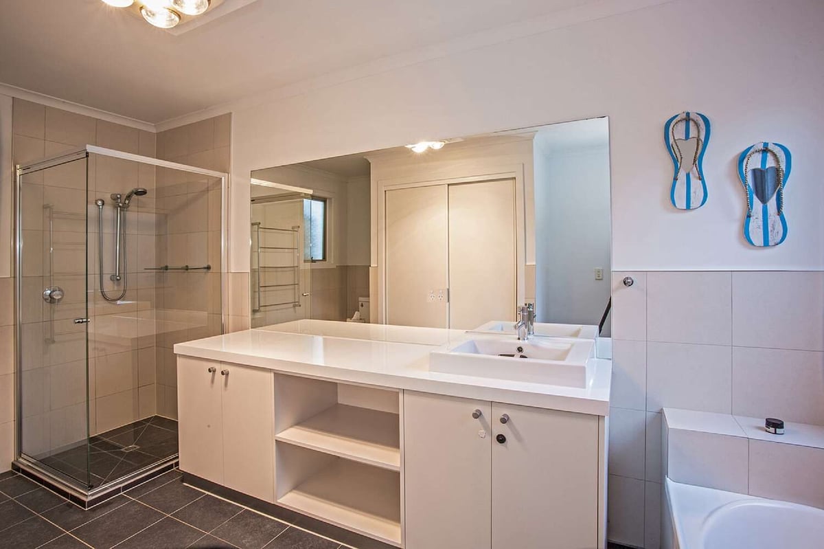 Iona Beachhouse Cowes