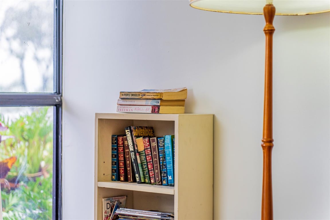 1 Bedroom Ground Apartment