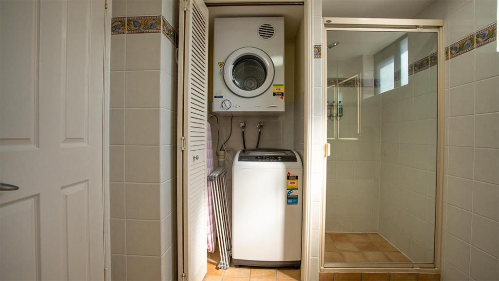 Boardwalk 1 Bedroom King