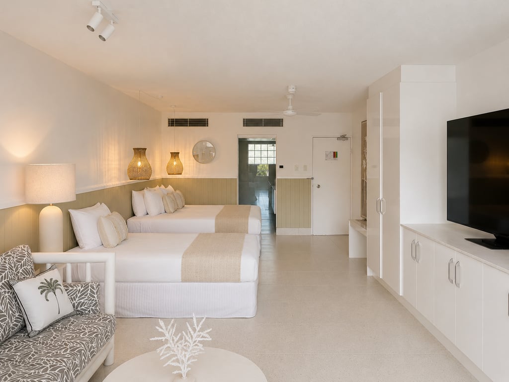 Sun View Triple Studio Apartment