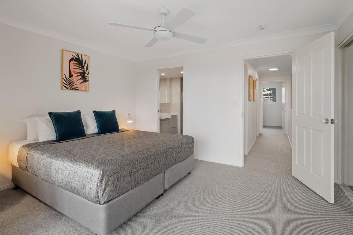 Superior 2 Bedroom Split Level Villa