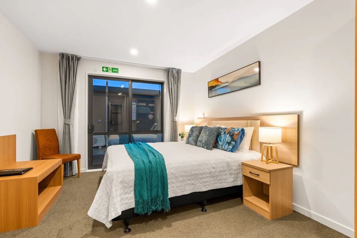 New stylish 2bedroom studio/UnitD