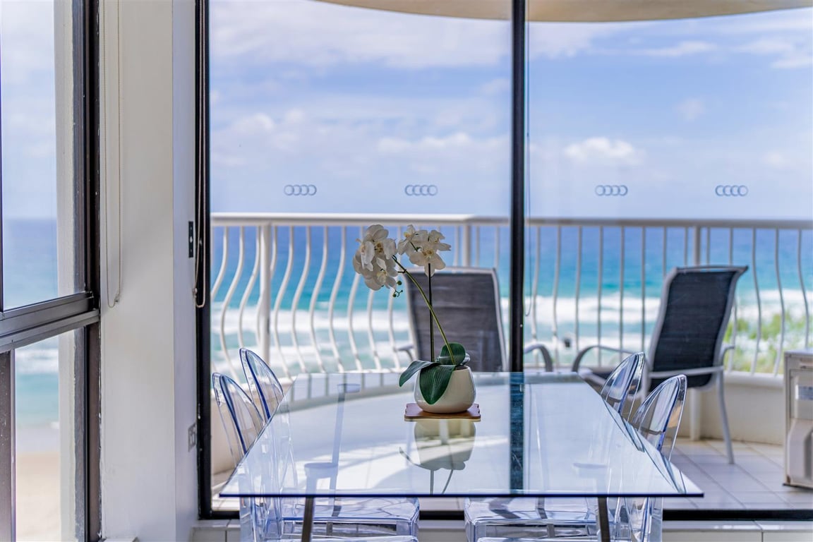 1 Bedroom Deluxe Apartment