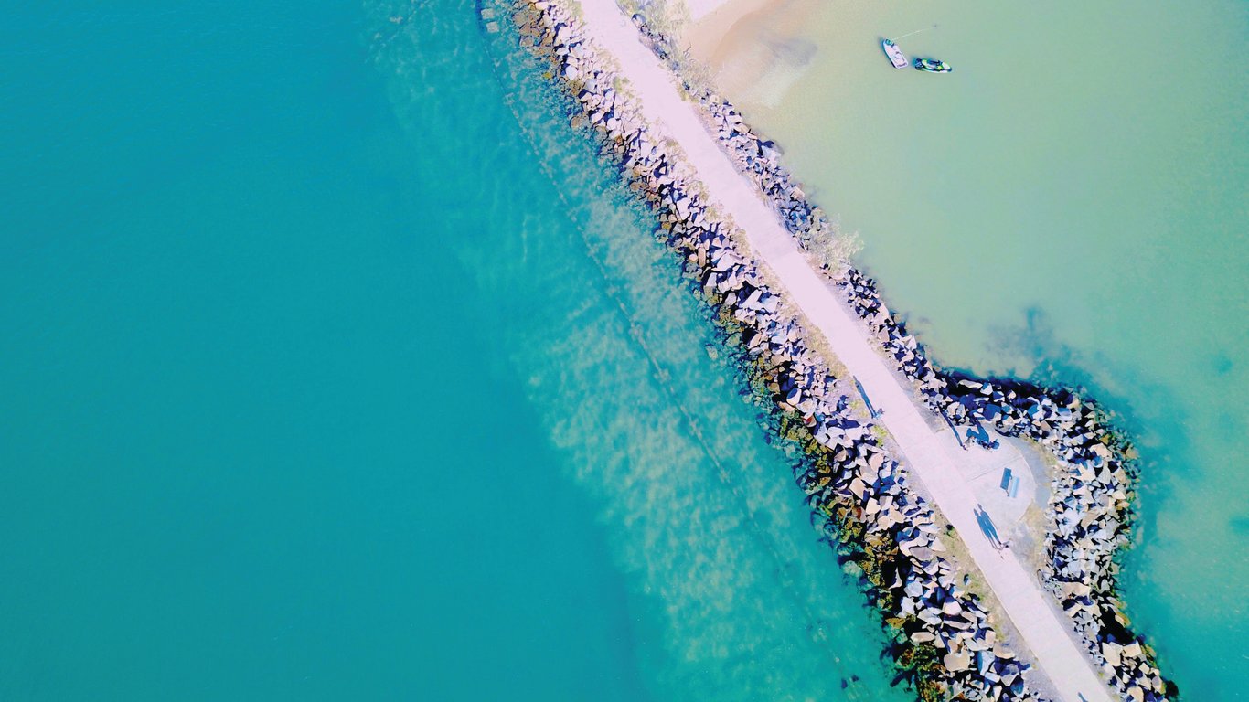 Sunshine Coast Holidays by McGill 
