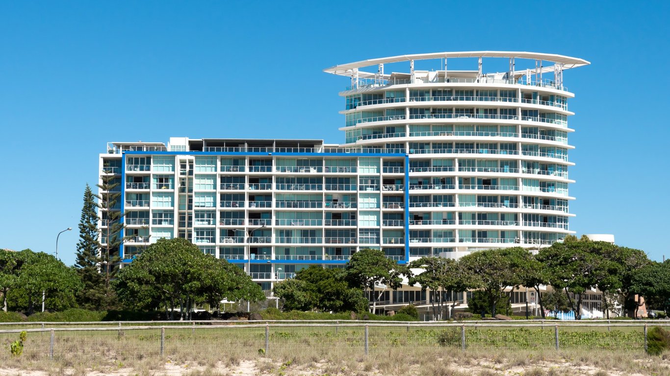 About Kirra Surf Apartments