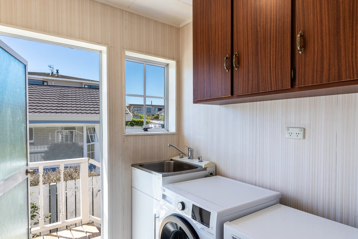 The Golders Getaway: Space for 2 families