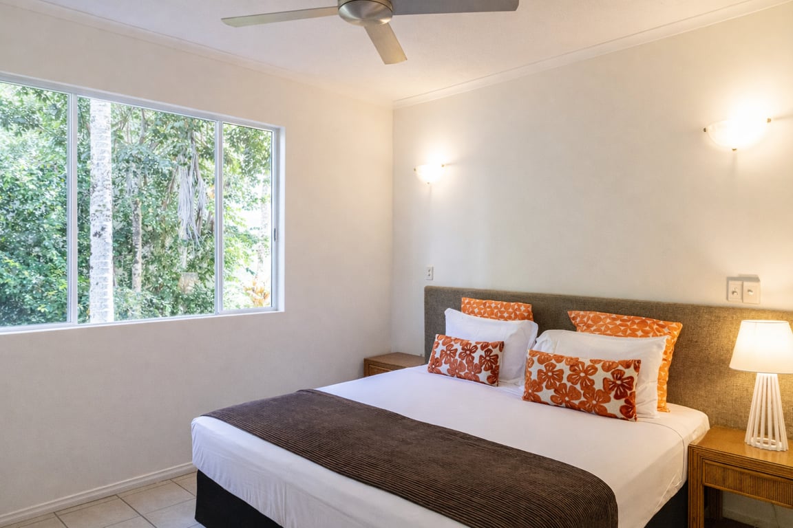 2 Bedroom Ocean View Apartment