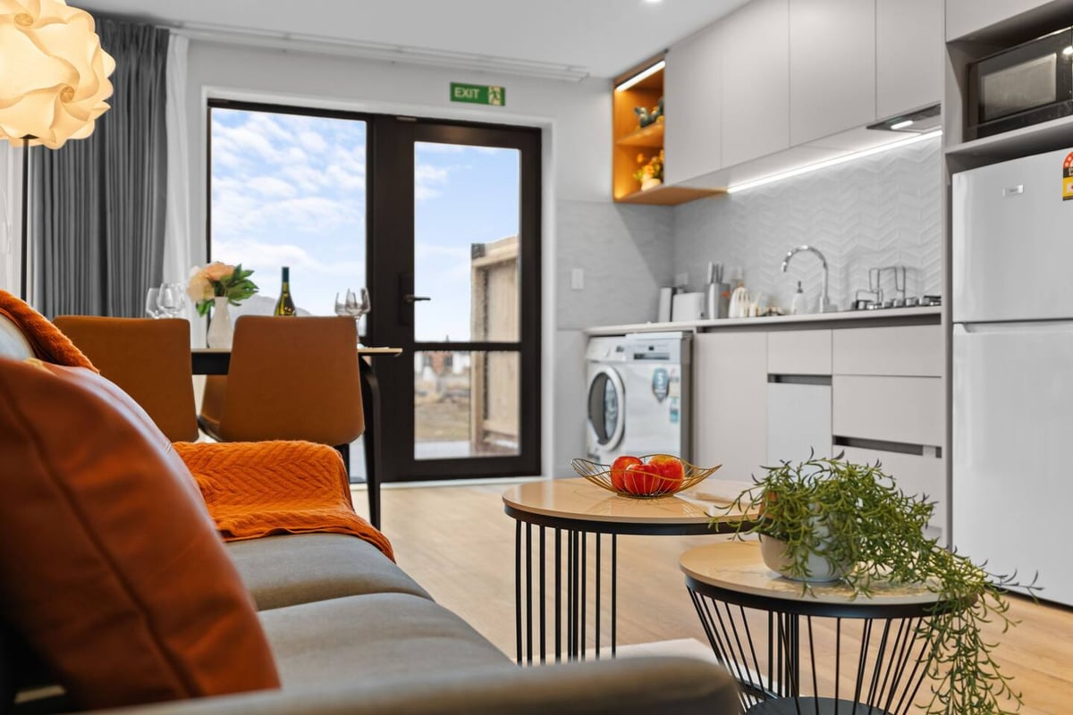 New warm family friendly /unit5/2bedroom