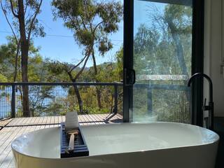 Sul Lago - Lakefront Family Friendly home