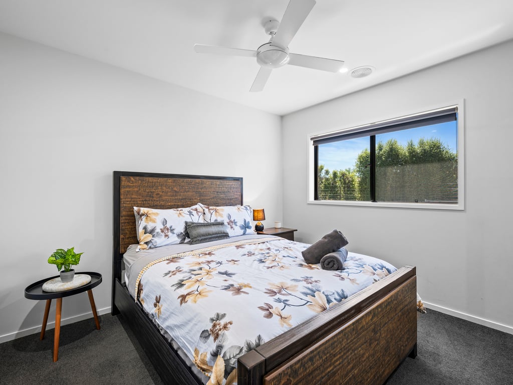 Dan's Rise - Family home with pool