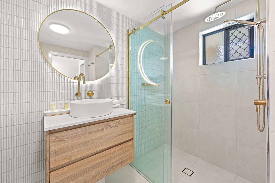 2 Bedroom Pool Access