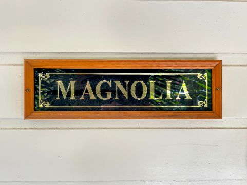 River Rock Cottage  Centrally located and Dog friendly