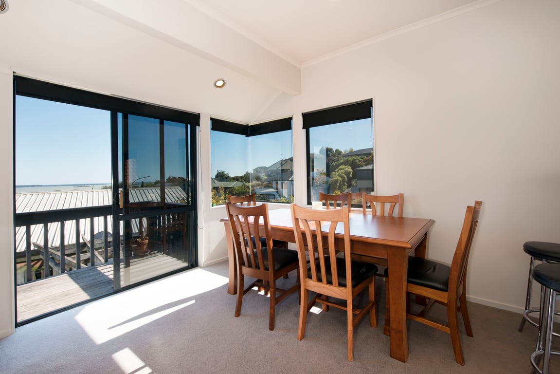 Sunny Richmond Holiday Home