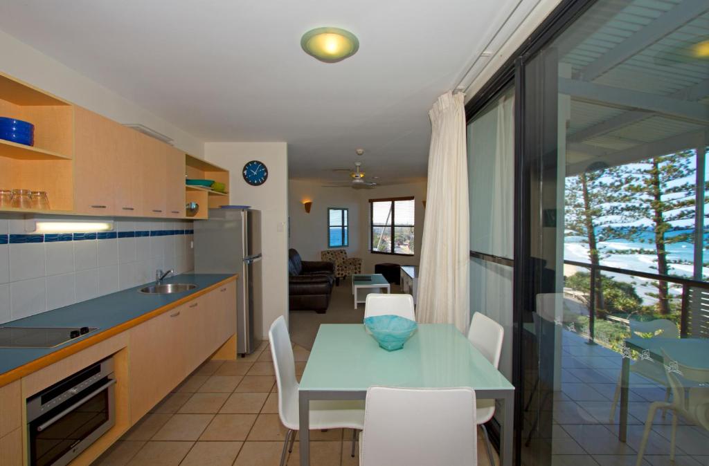 2 Bedroom Apartment Beachfront
