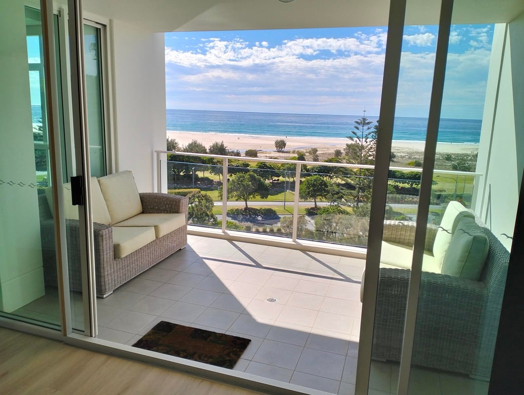 2 Bedroom 2 Queen Beds 3n+
