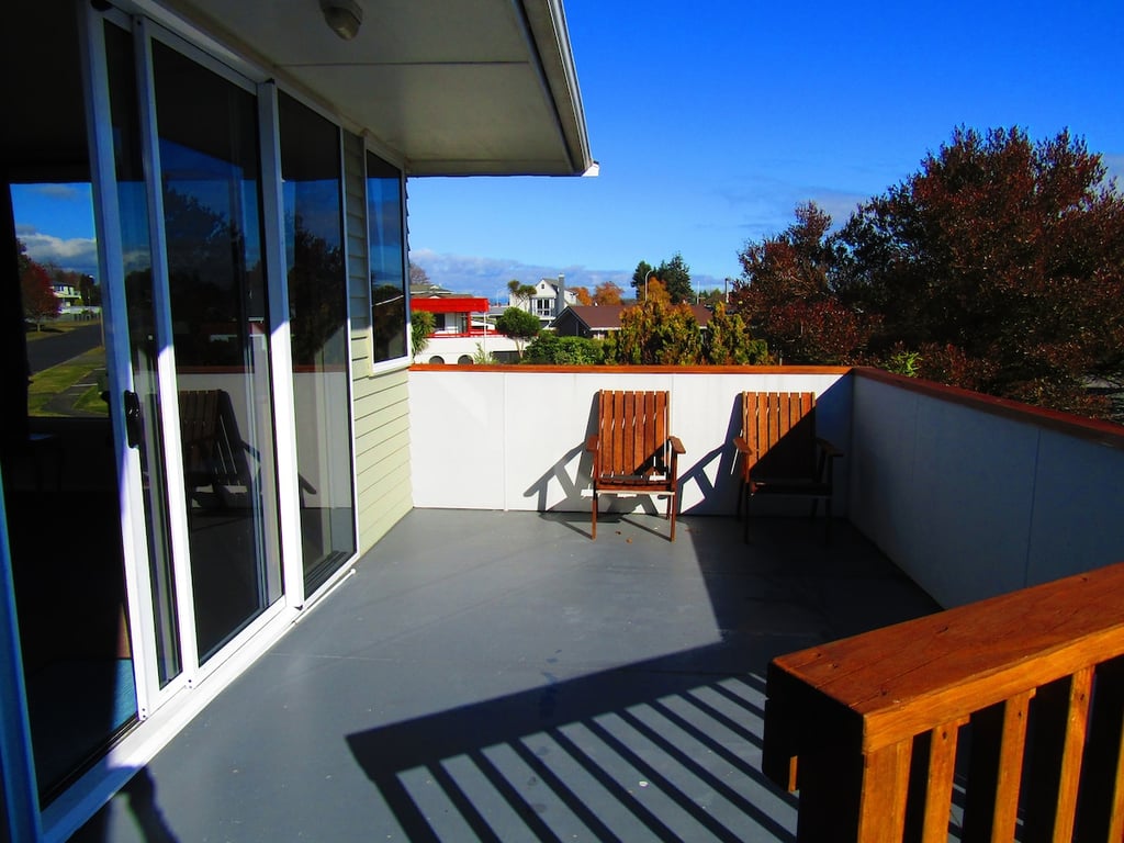 Large Family Home Close To The Lake & Has Wifi