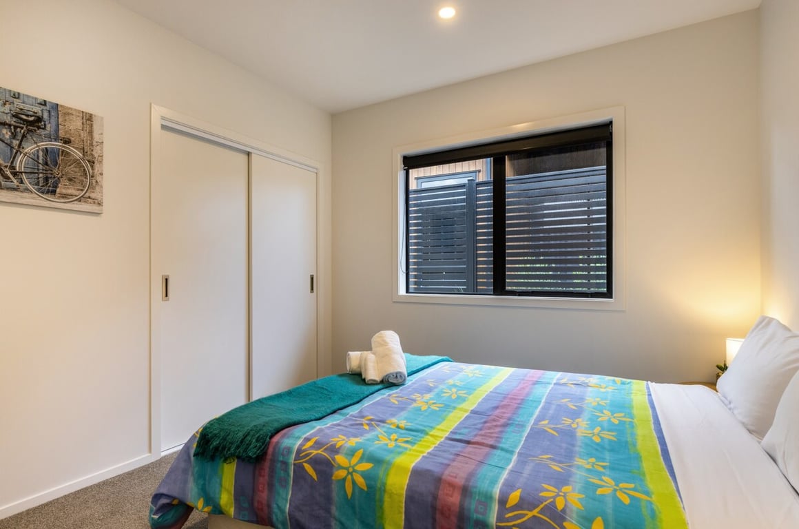 Modern Holiday Retreat - Relax & Unwind In Style