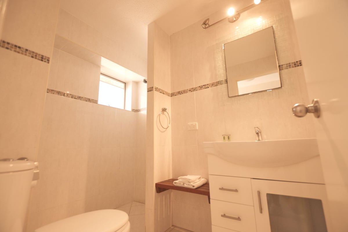 Two Bedroom Superior (Beach Access)