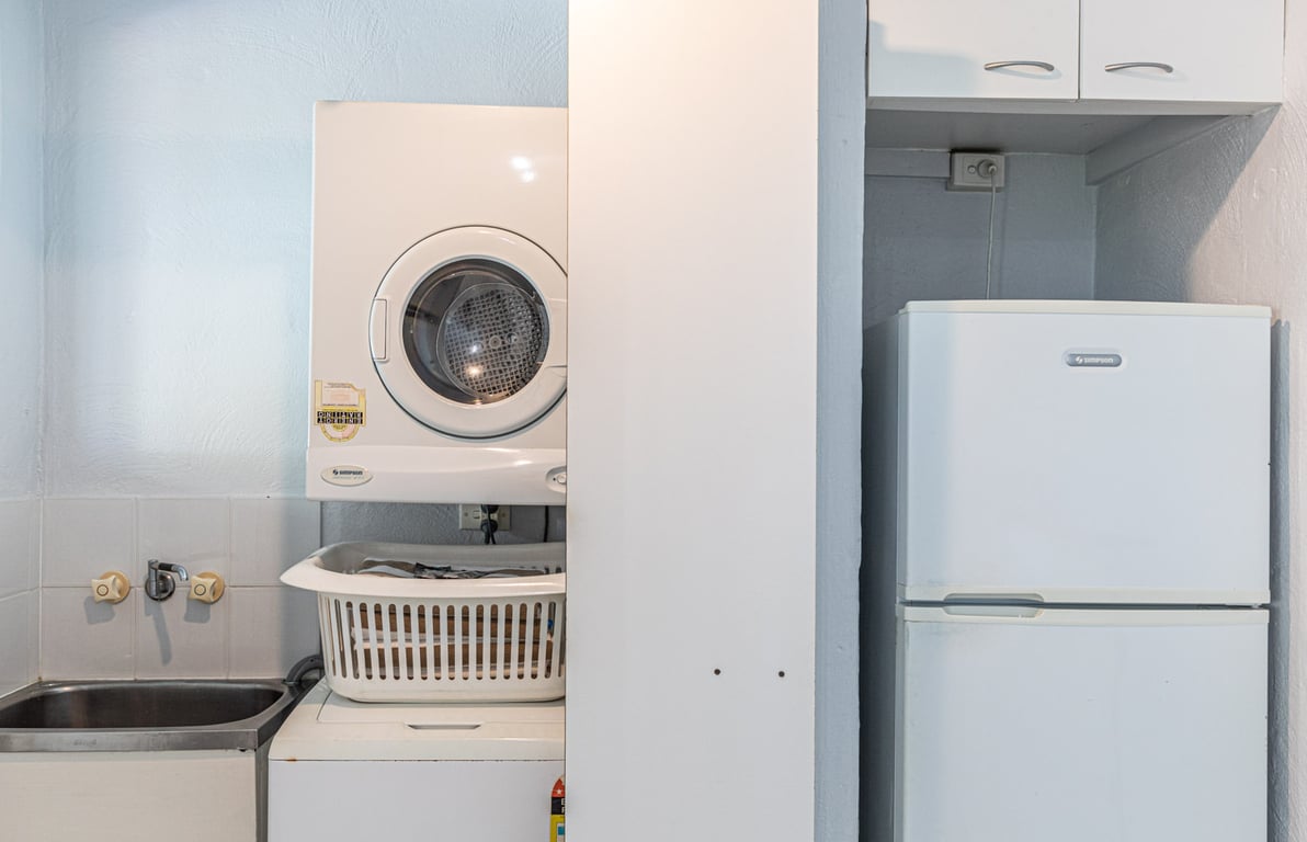 BFT 2 Bedroom Beachfront Rooftop Terrace Apartment (Beachfront Terraces)