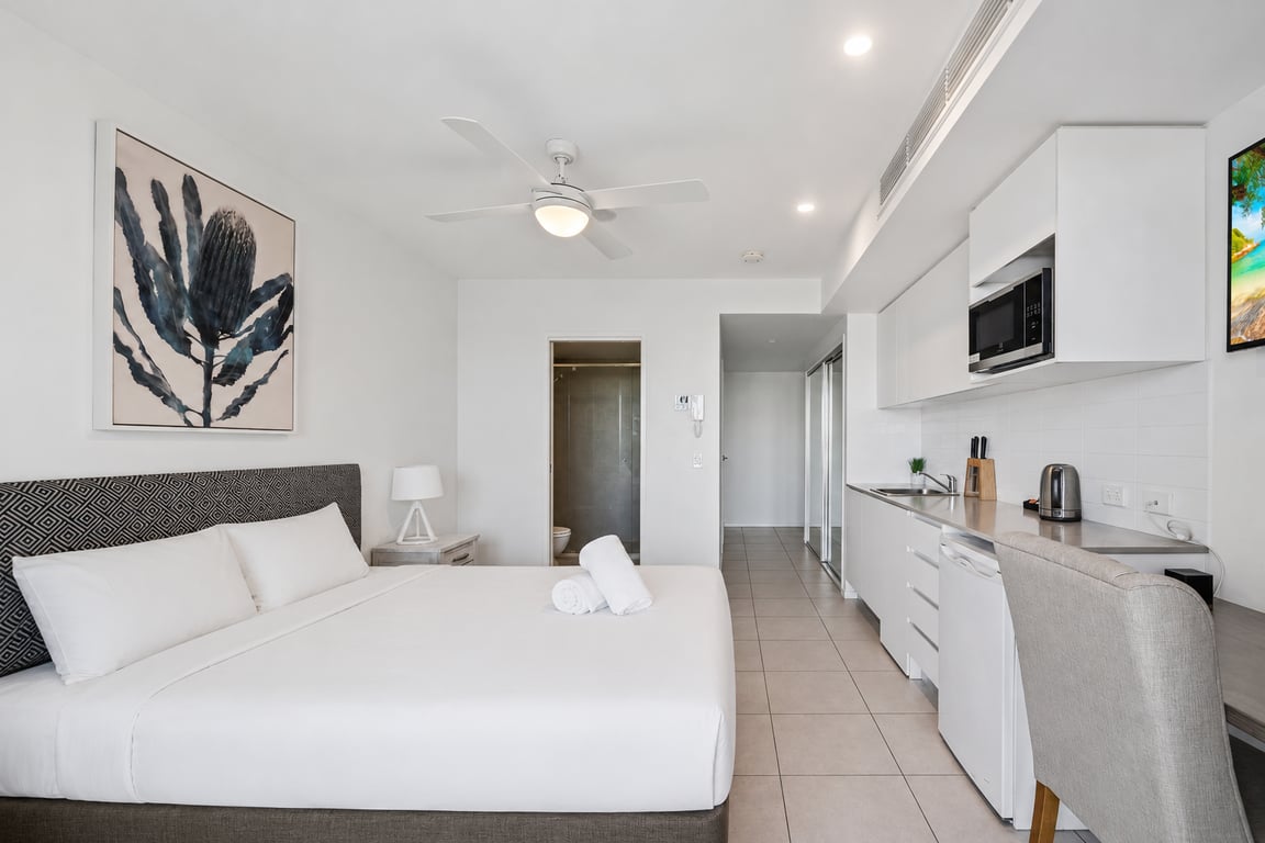 Studio Apartment