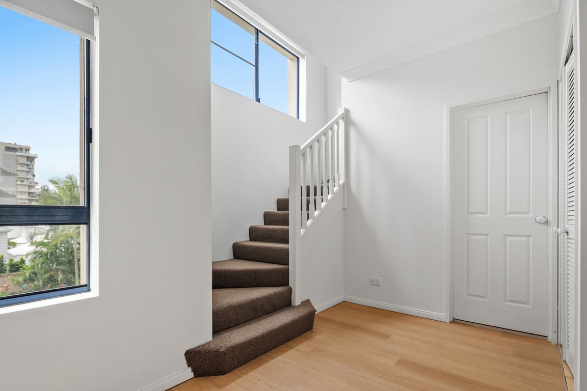 3 Bedroom Split Level Villa