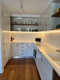 2 Bedroom Pool View with Courtyard-Unit 7 with A/C