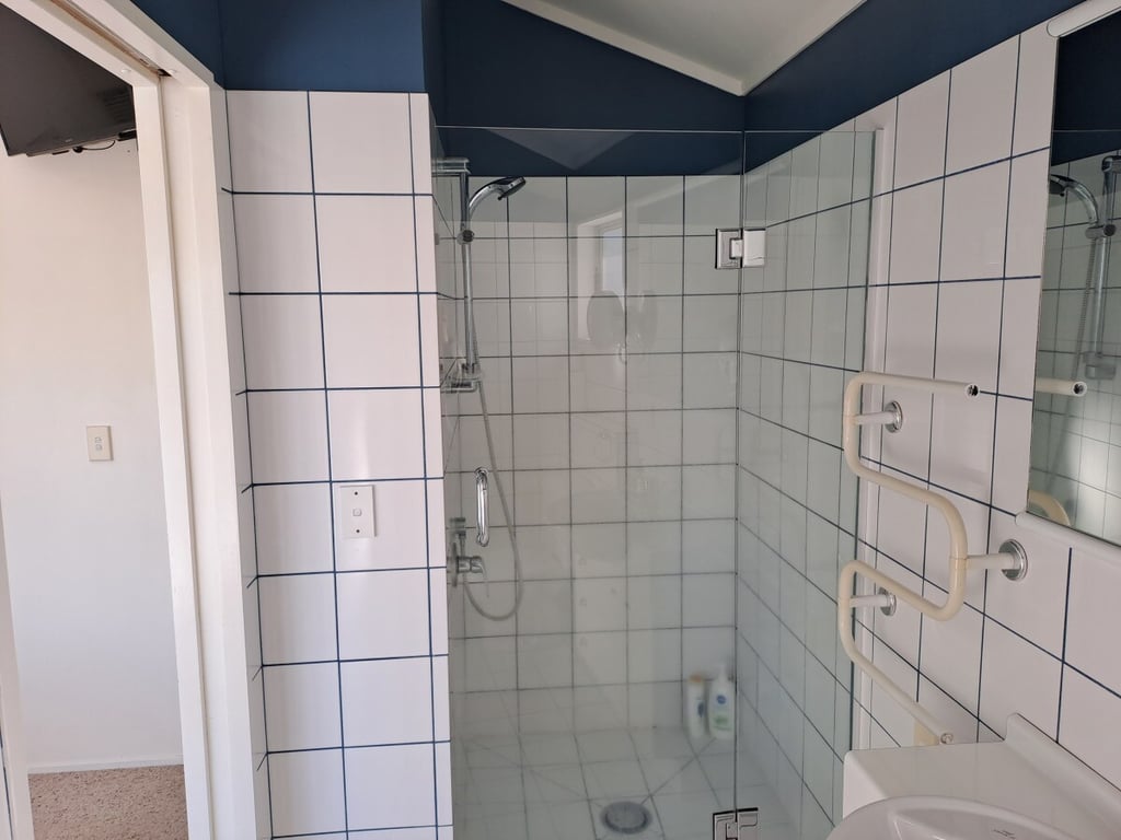 Te Urunga Place - Modern Comfort Near The Lake
