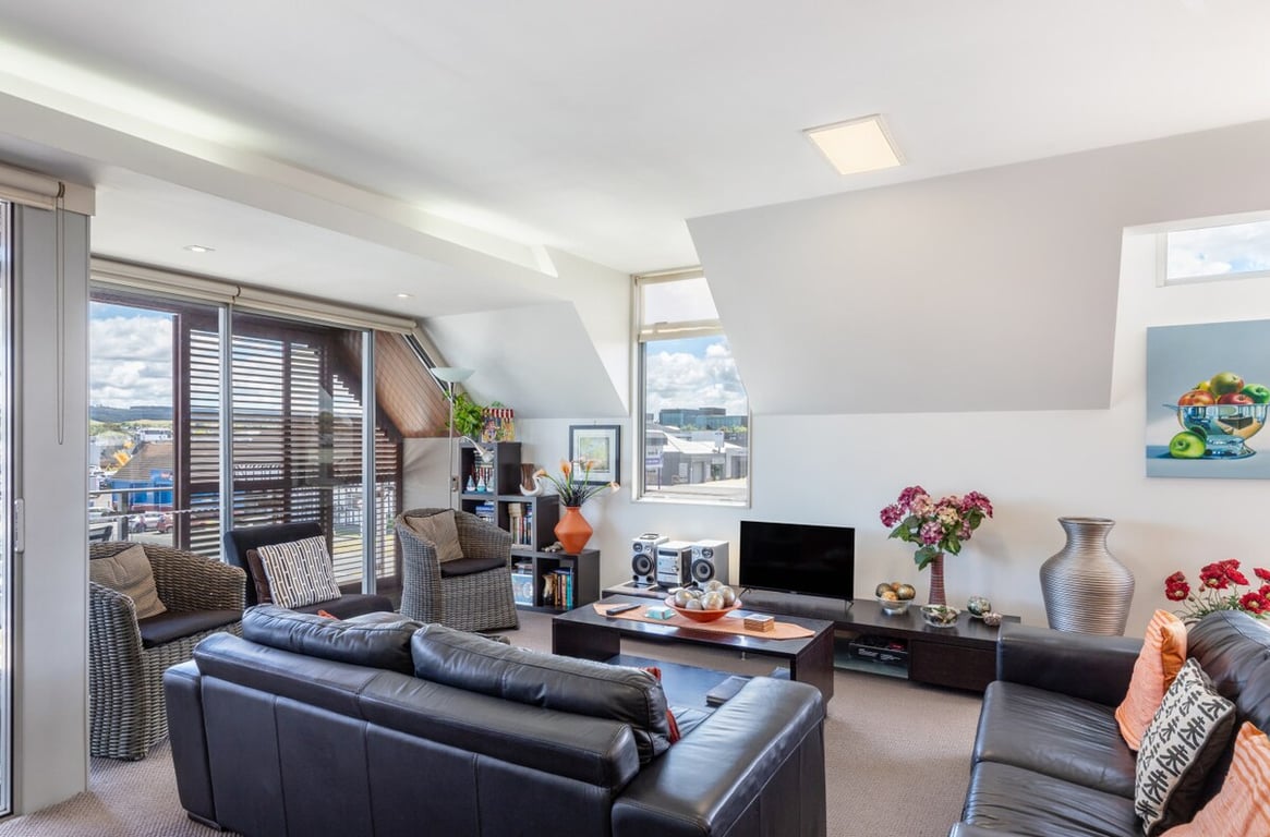 Apartment 19 - Spacious Central & Stylish