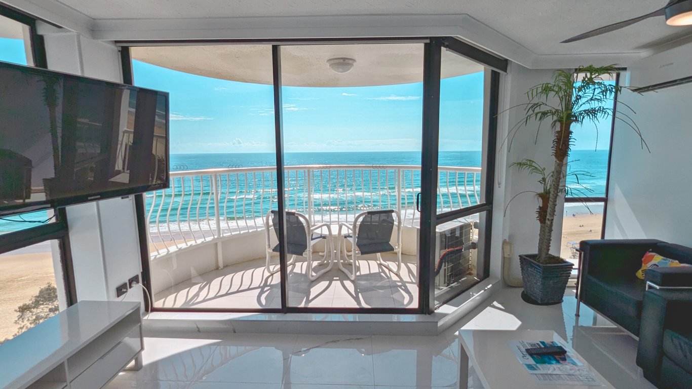 1 Bedroom Deluxe Apartment