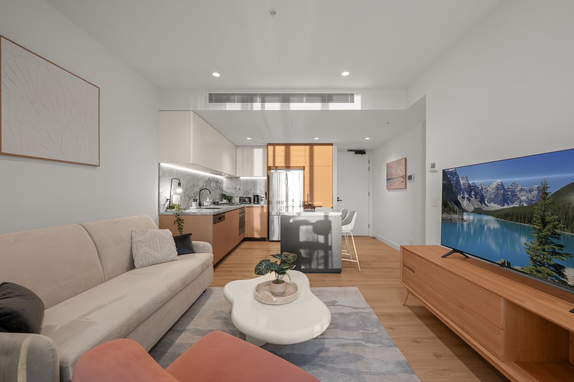 The Palais Peek Retreat @ 333STK