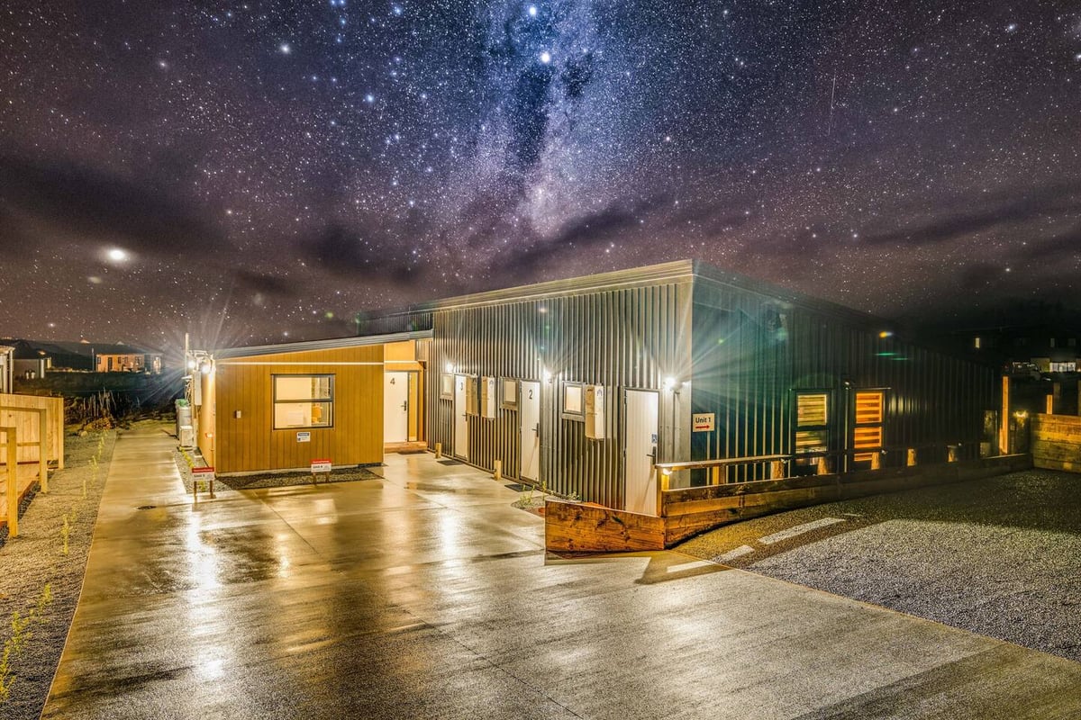 New warm 1 bedroom studio unit 3