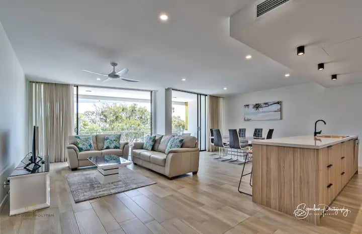 Unit 10307 Riverfront Breeze