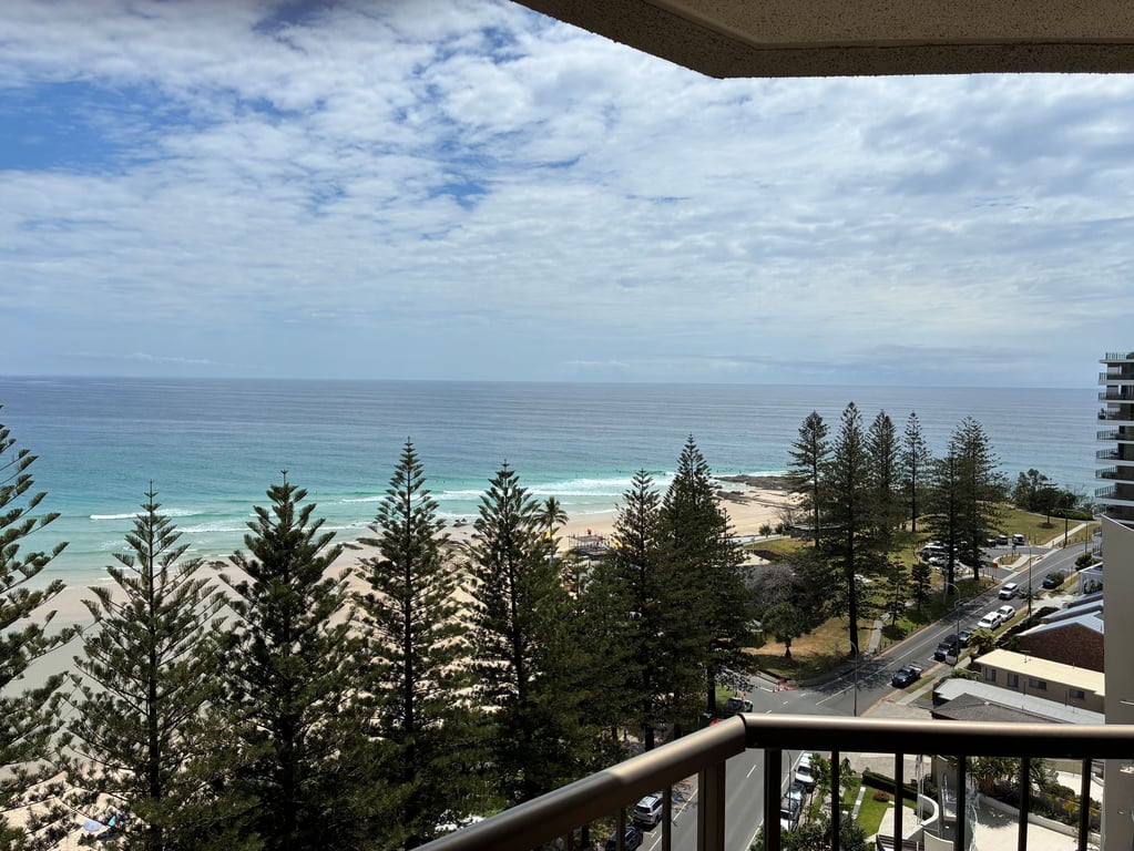 Apartment 46 Level 15 -2 Bedroom Luxury Apartment, Centre Unit 