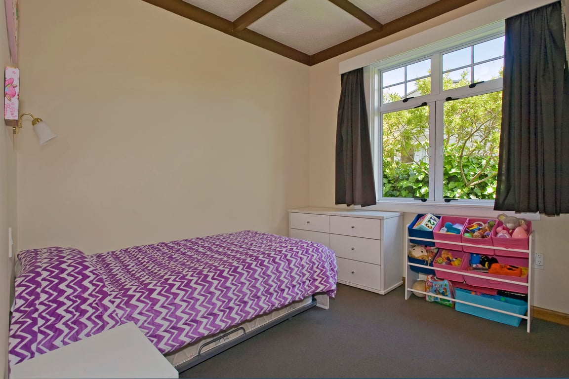 Bisley Holiday House