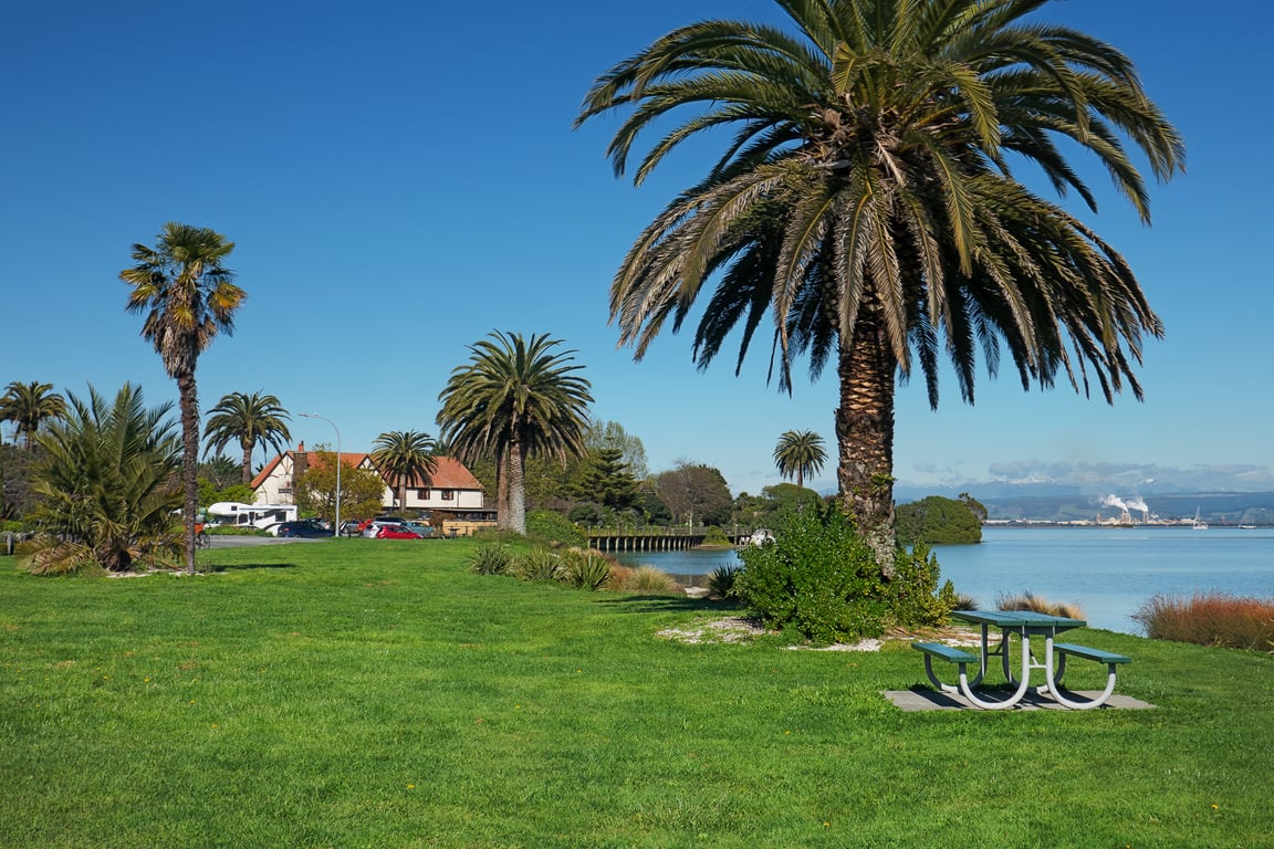 Monaco Shores Apartment