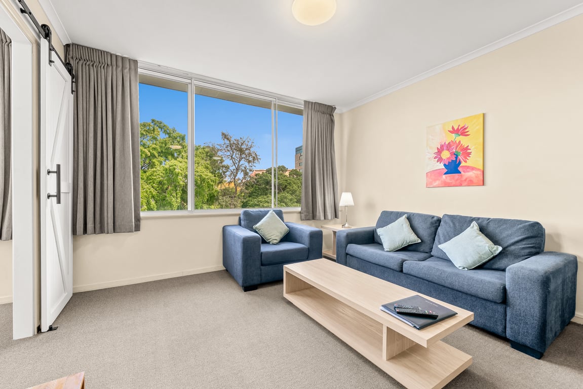 One-Bedroom Deluxe Apartment