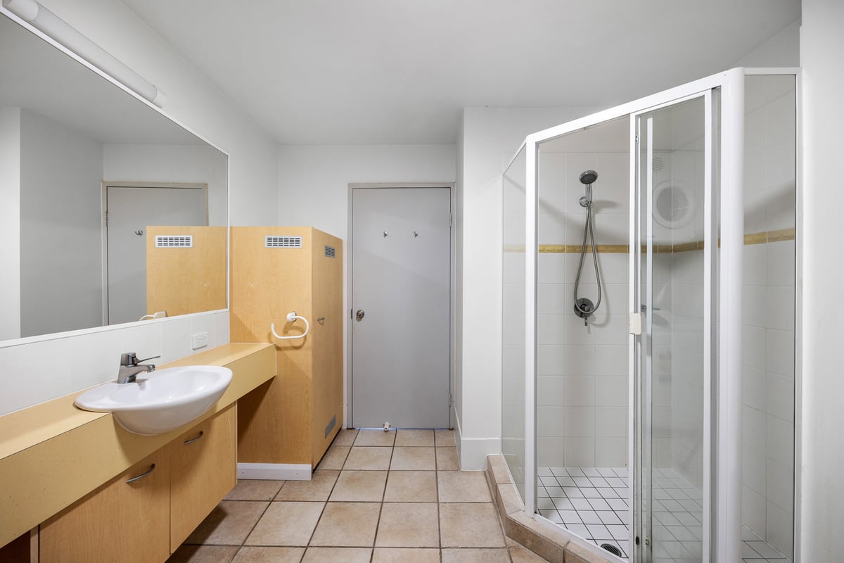 2 Bedroom Apartment Beachfront