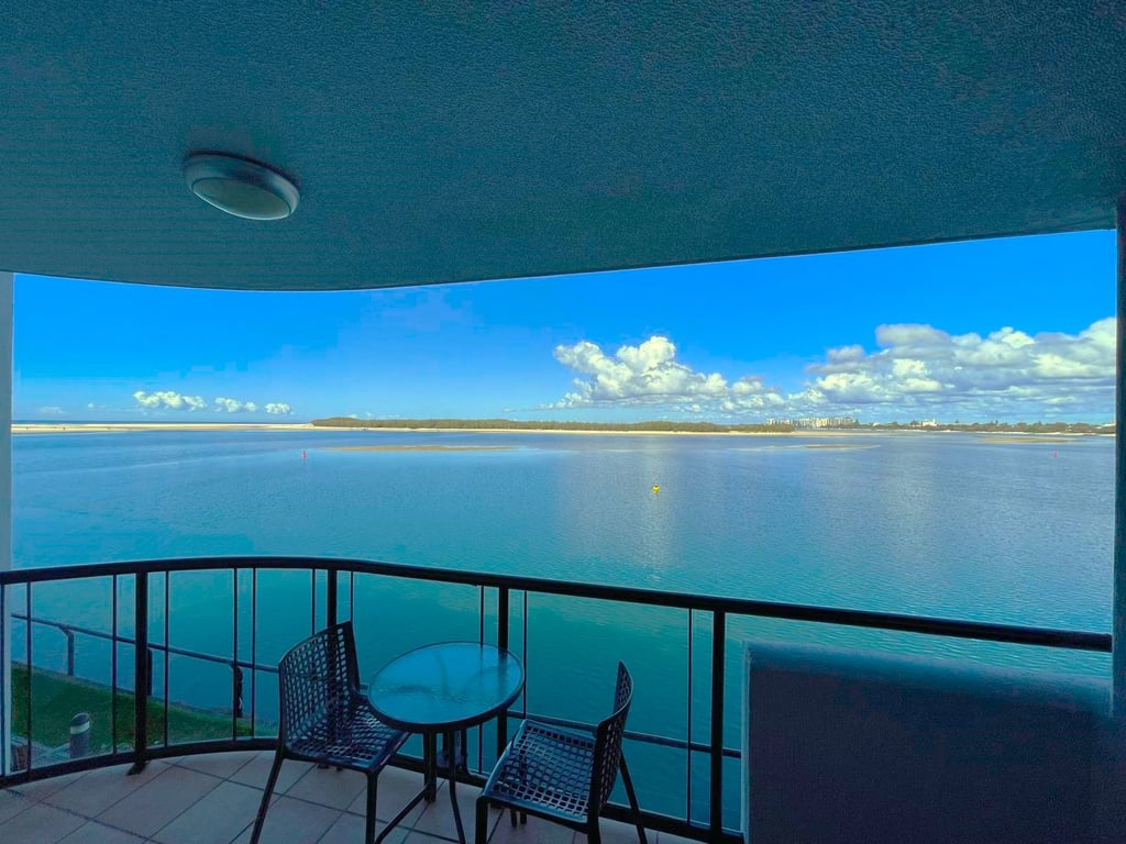 Oceanfront King Studio