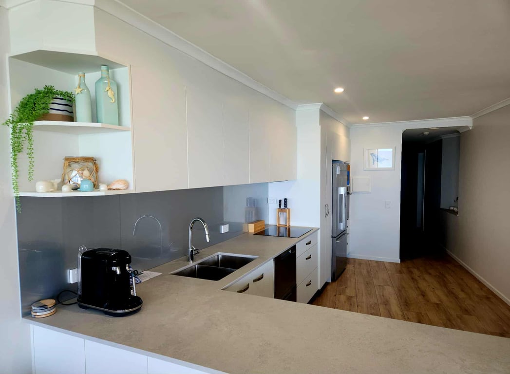 Deluxe Ocean View Apartment