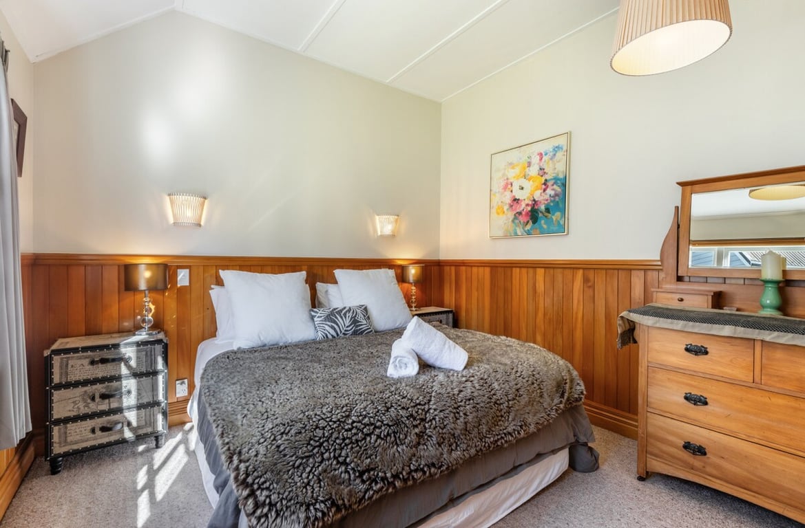 Stylish Taupo Villa Retreat