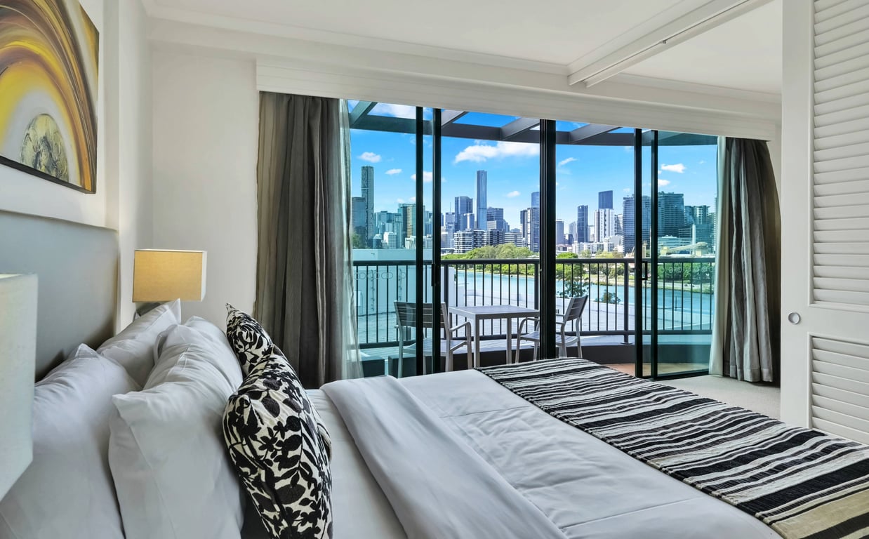 One Bedroom Apartment with King Bed