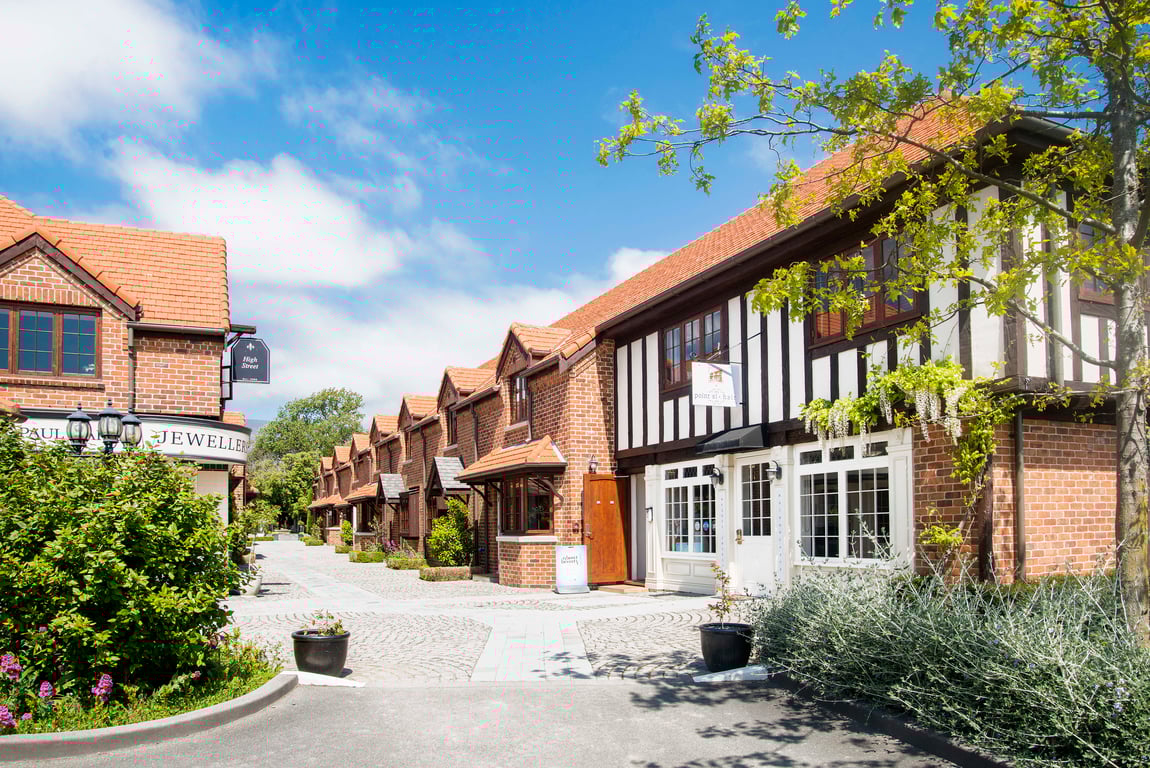 Monaco Shores Apartment