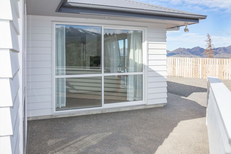 Hillside Hideaway (Pet Friendly) 