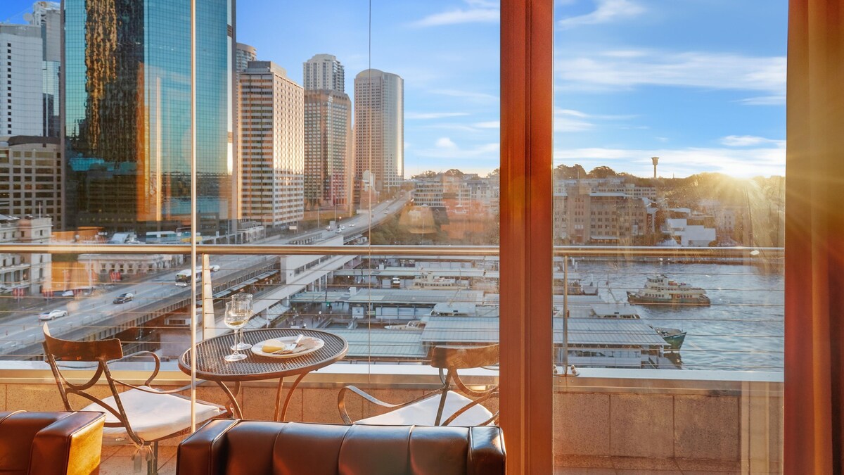 MAC61 - Circular Quay Retreat | Panoramic Harbour Views