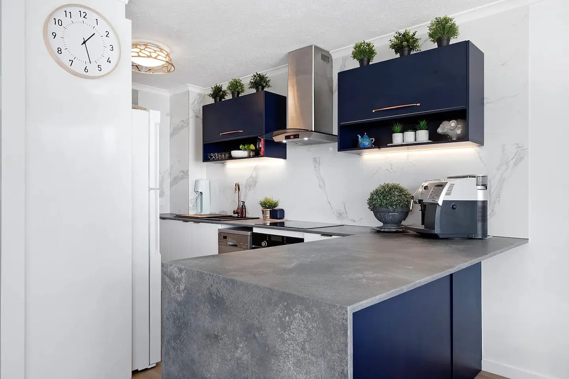 2 Bedroom Deluxe Apartment